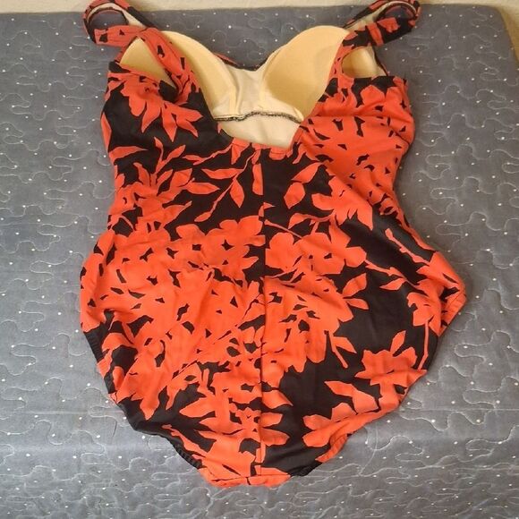 Aqua Green Red Floral One-Piece Swimsuit size large - Picture 2 of 5